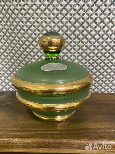 Пудреница гдр