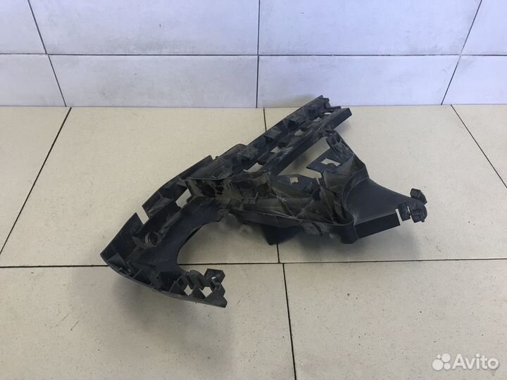 Кронштейн (сопут. товар) S40 2004-2012