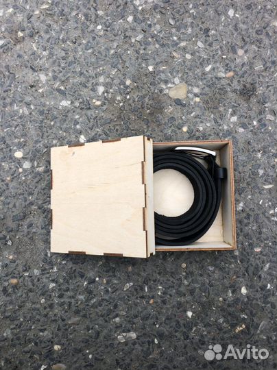 Мужской кожаный ремень