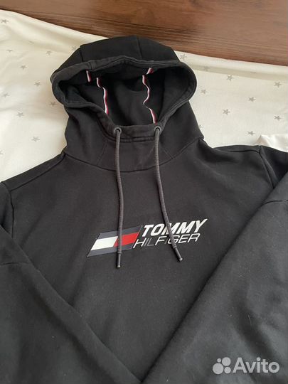 Толстовки Tommy Hilfiger р. XL черная, белая