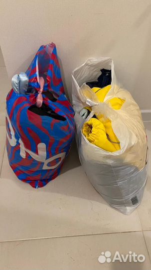 На доставке Вещи детские и женские пакетом
