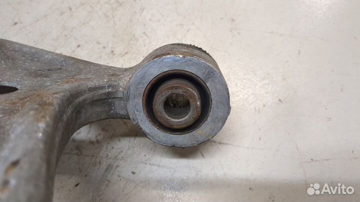 Рычаг подвески Nissan X-Trail (T30), 2004