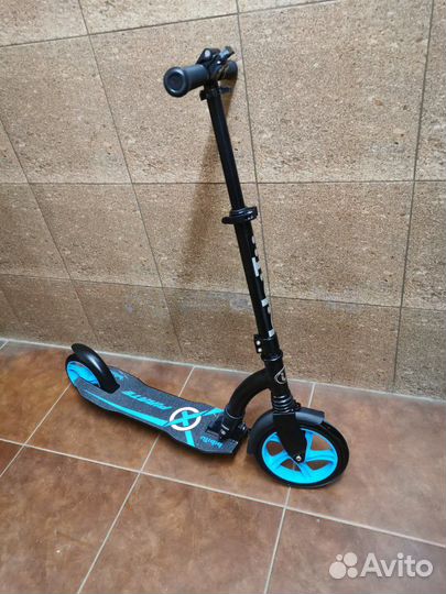 Самокат новый