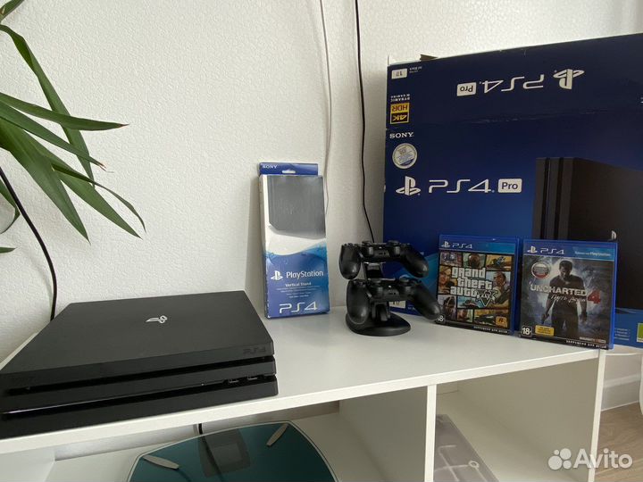 Sony playstation 4 pro 1tb