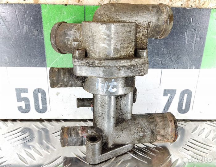 Корпус термостата Vaz 2110