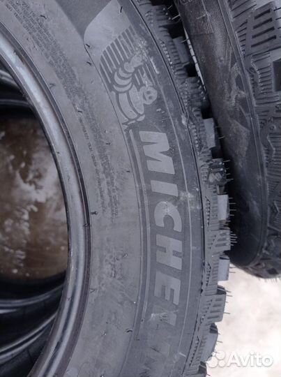 Michelin X-Ice North 4 215/65 R17 103T