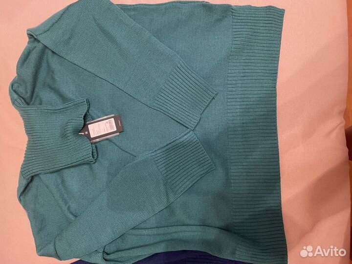 Свитер емка, новый, размер L