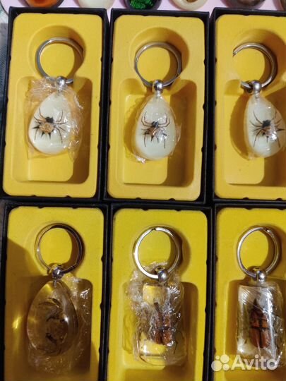 Брелок, паук, скорпион, шмель