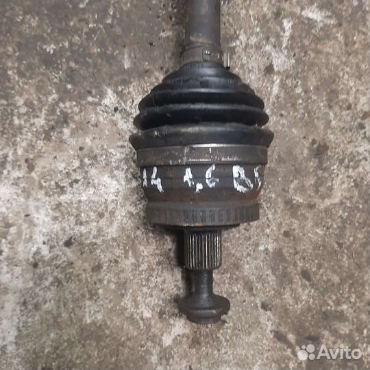 Привод Audi a4,b5,Ауди а4,б5 1,6 AHL