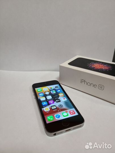 Apple iPhone SE 32Gb Black