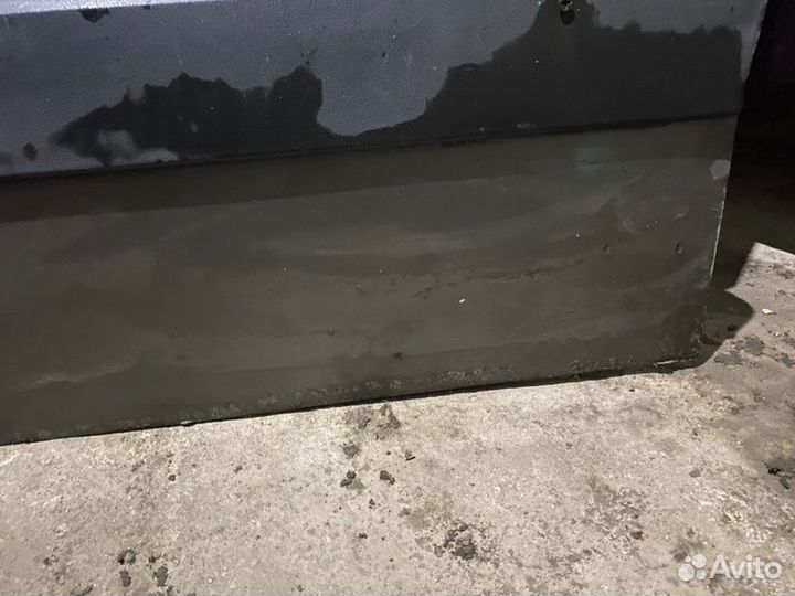 Дверь боковая передняя левая Volkswagen Passat B3