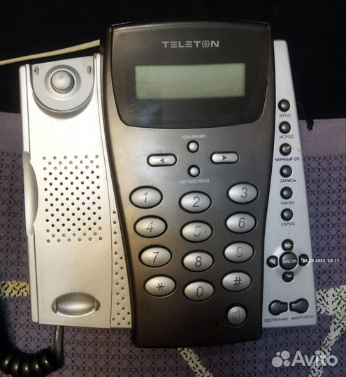 Стационарные телефоны Teleton и Panasonic. Трубка