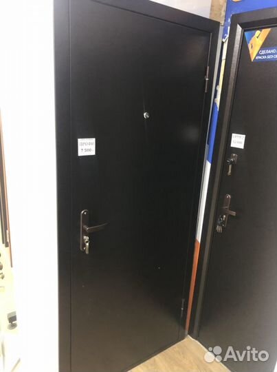 Дверь входная спец
