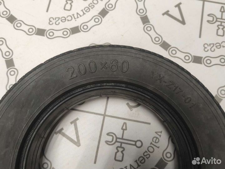 Литая покрышка на электросамокат 200x60