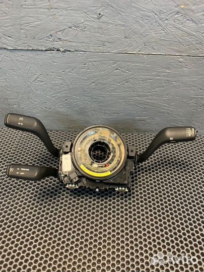 Подрулевой переключатель поворотников передний