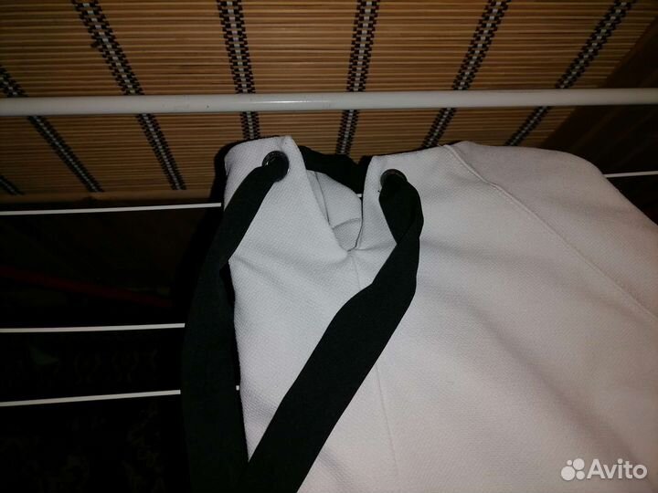 Отдам Вещи женские примерно 48-50