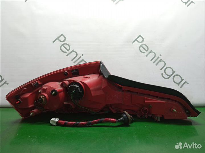 Стоп-сигнал задний правый Nissan Skyline CPV35