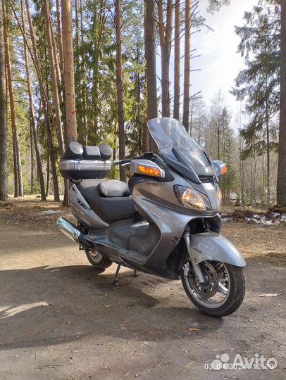 Suzuki Burgman Skywave 650
