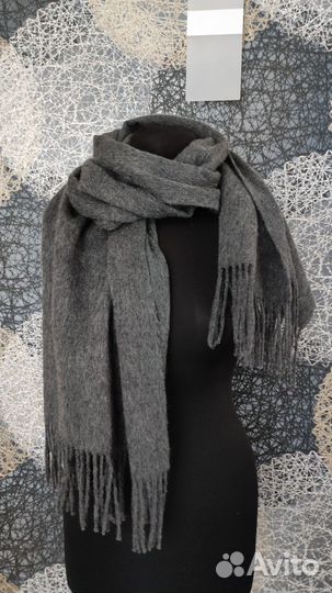 Большой шарф из ворсовой шерсти