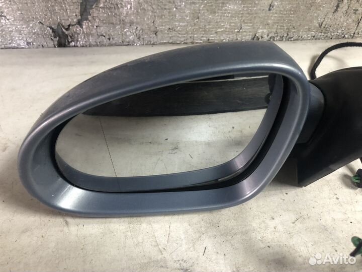 Боковое левое зеркало Volkswagen Passat B6