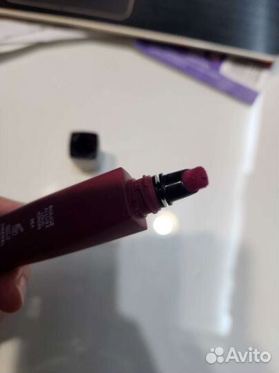 Помада Chanel rouge allure liquid powder 964