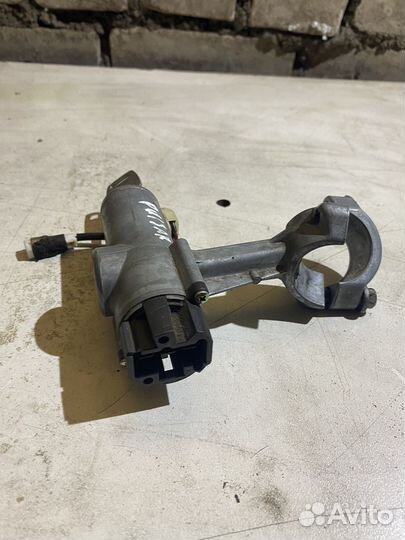 Замок зажигания Nissan Pulsar N15