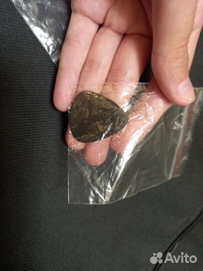 Акустическая гитара