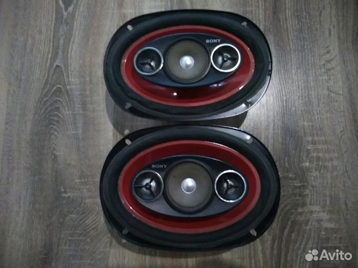 Колонки в авто две шт