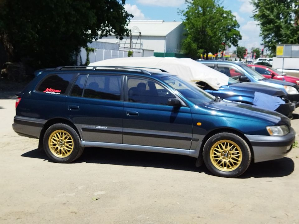 Toyota Caldina: фото владельца