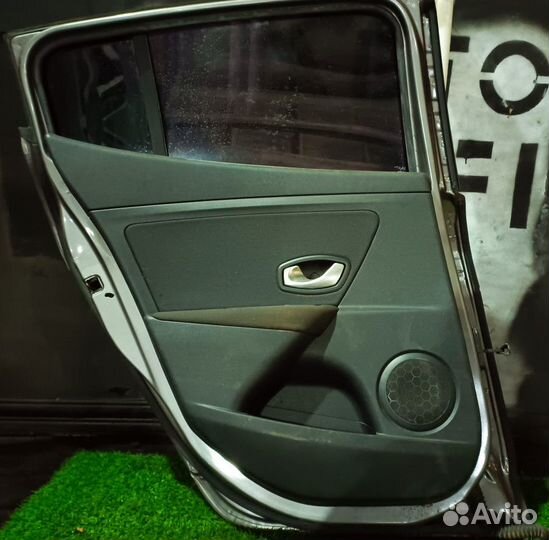 Дверь задняя левая Renault Megane 3