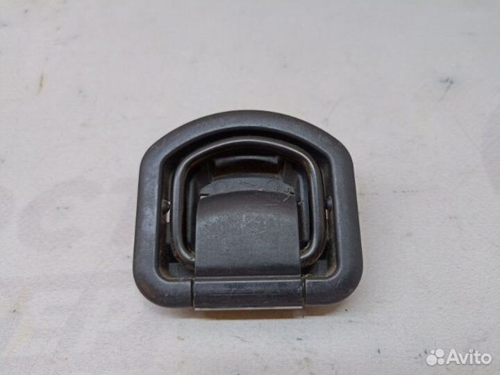 Крепление багажника Toyota Avensis ZZT251 1ZZ-FE