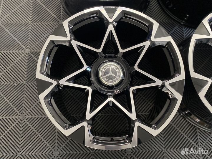 Кованые диски R22 на Mercedes G -class