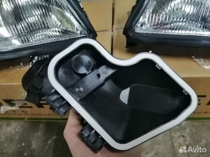 Фары передние Audi A6 C4 новые Depo