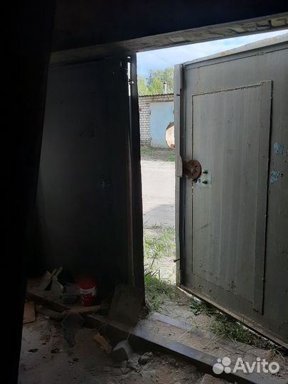 Металлические ворота для гаража