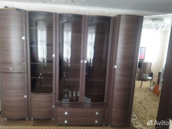 Стенка в гостиную