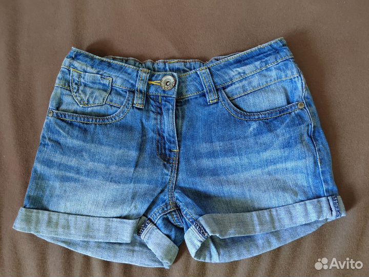 128 Джинсовые шорты. Next