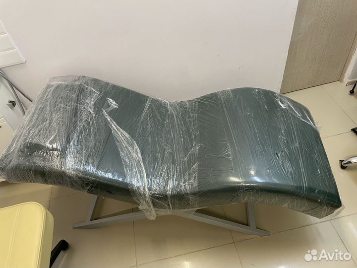 Кушетка косметологическая