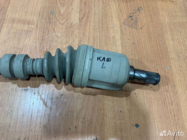 Привод левый передний Nissan Qashqai