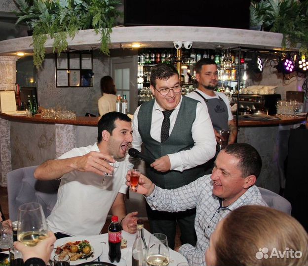 Александр Разумов: ведущий + тяжелый дым