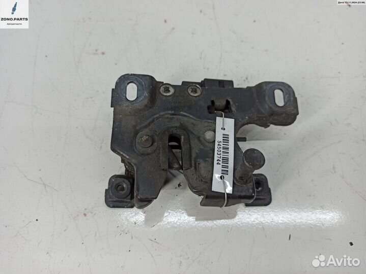 Замок капота 8D0823509G на Audi A4 B5 (1994-2001)