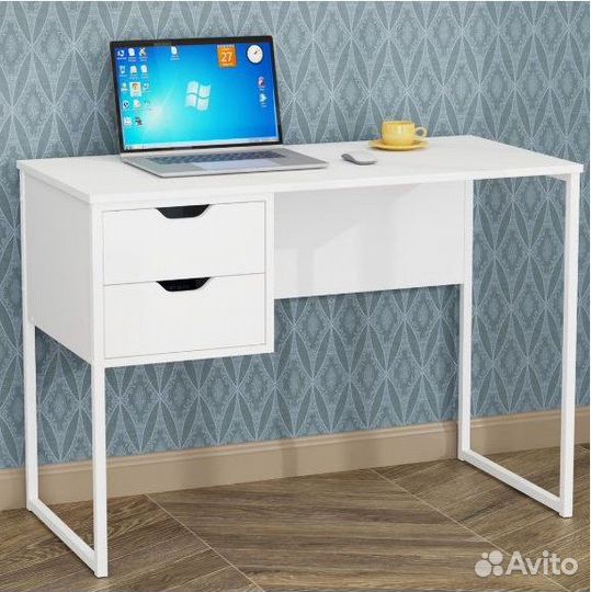 Письменный, компьютерный стол