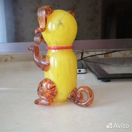 Фигурка Собака из стекла