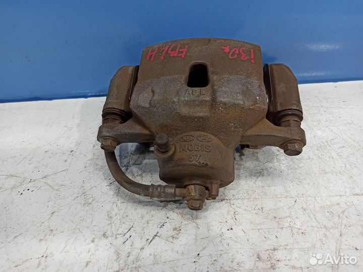 Суппорт передний левый Hyundai i30 2 2012-2015