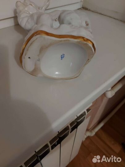 Статуэтка козленок