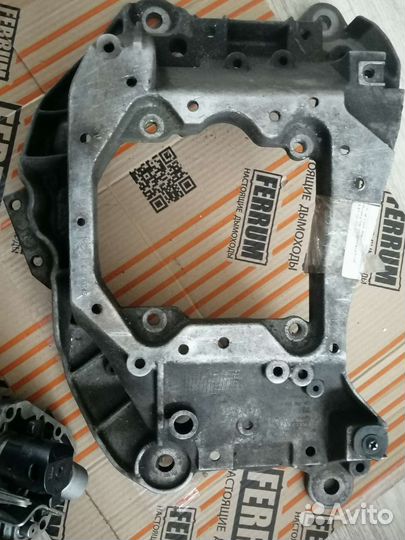 Кронштейн крепления АКПП Audi a6