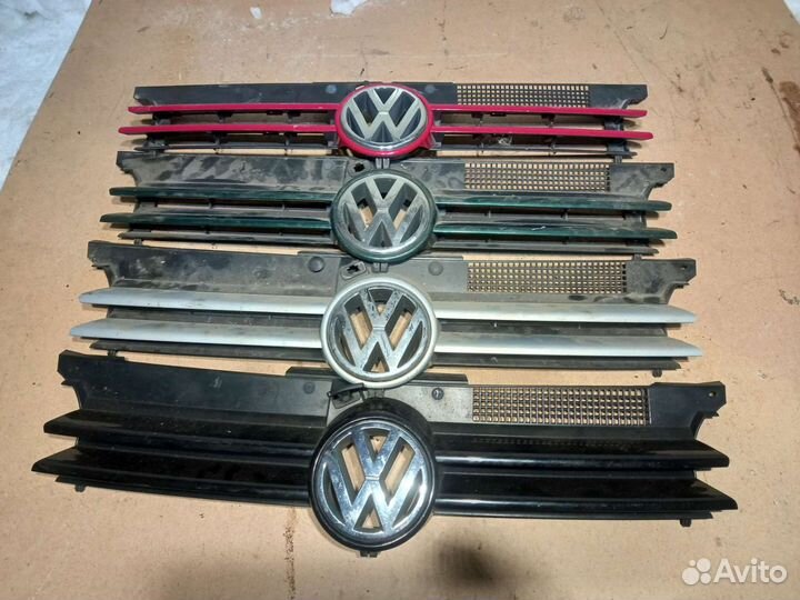 Решетка радиатора Golf 4 Гольф 4