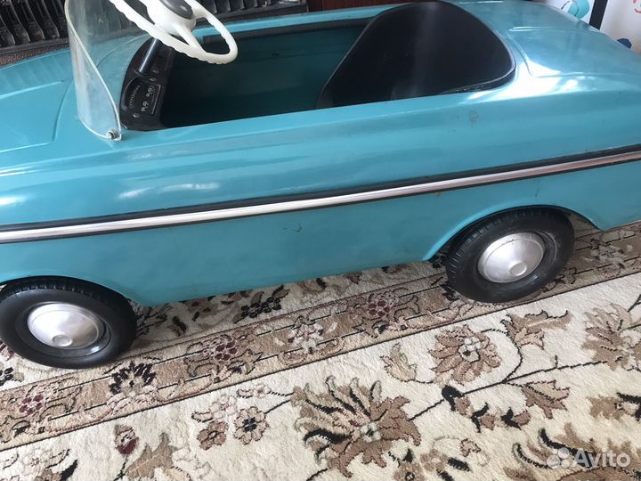 Машина педальная Москвич СССР