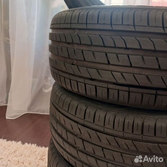 Nexen N'Fera SU1 215/45 R16 90V