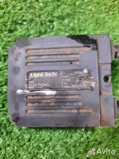 Фара противотуманная правая Volkswagen Touareg 7LA