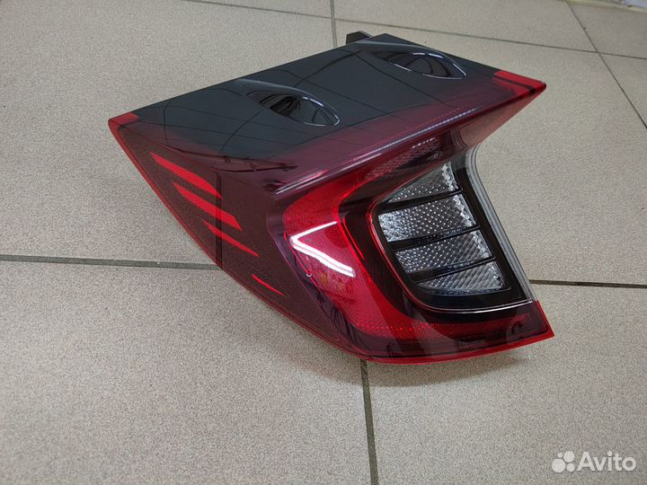 Фонарь оригинал задний левый наружный Sonata 8